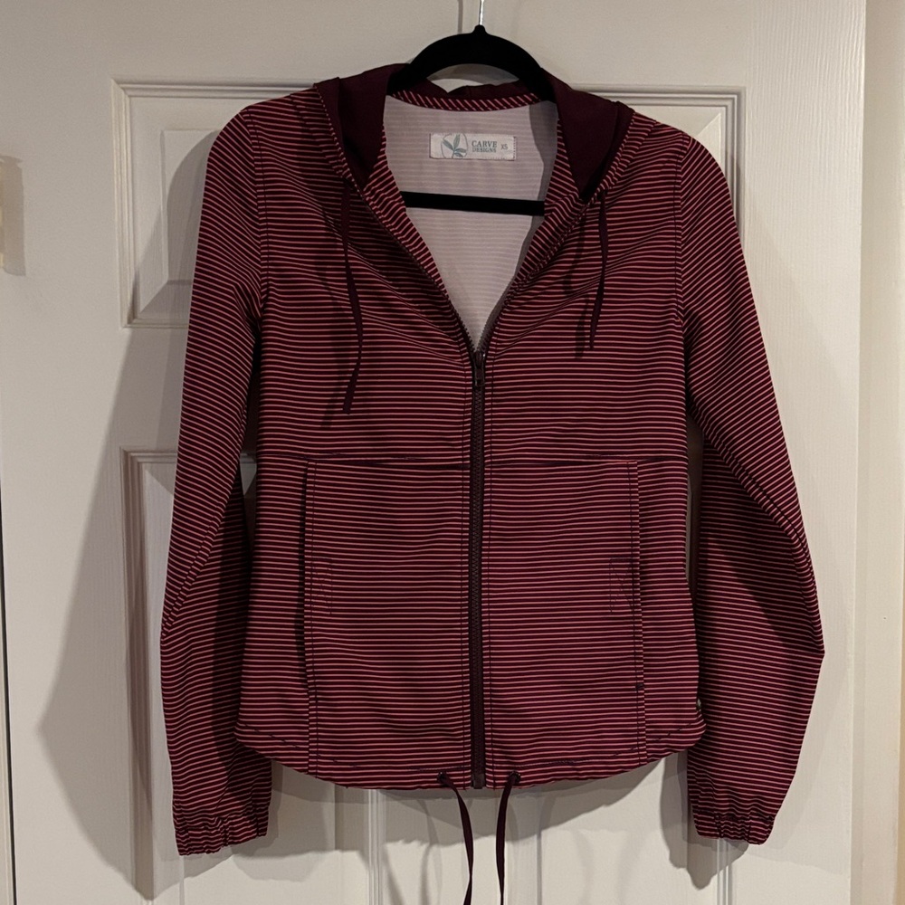 Carve‎ Designs Women’s Pink & Purple Striped Hooded Jacket size XS